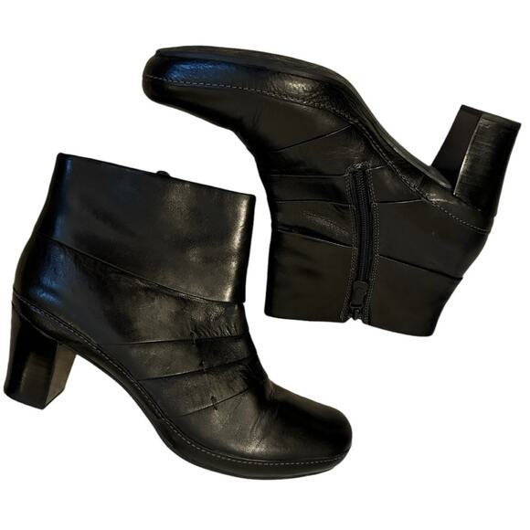 Clarks Black Leather Mika Beth Ankle Boots Minimal 11M Classic Versatile trendy - Picture 4 of 11